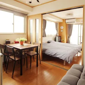 Apartment Mell-theatr Karahori, Osaka